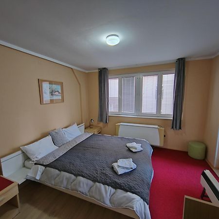 Bed And Breakfast Majesty Ni 外观 照片