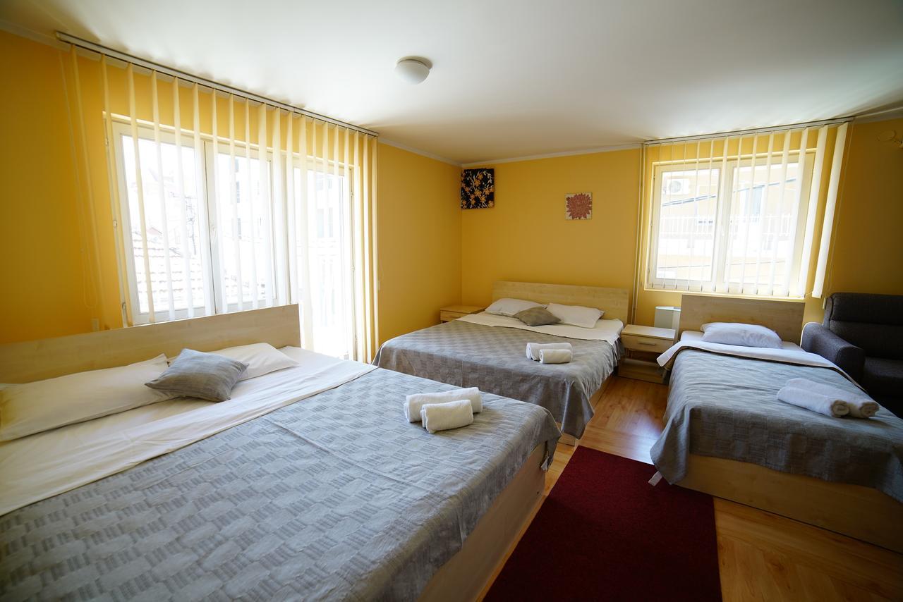 Bed And Breakfast Majesty Ni 外观 照片